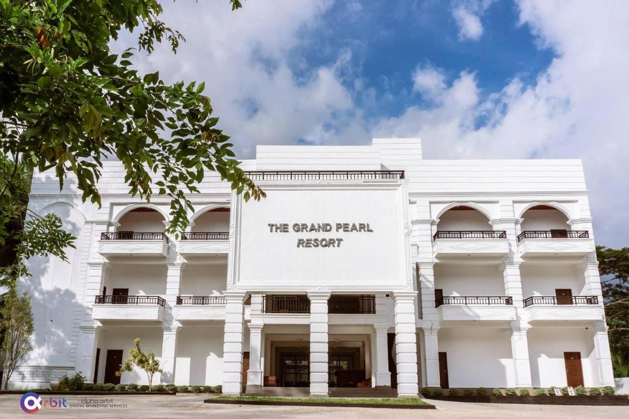 The Grand Pearl Resort Monaragala Ngoại thất bức ảnh